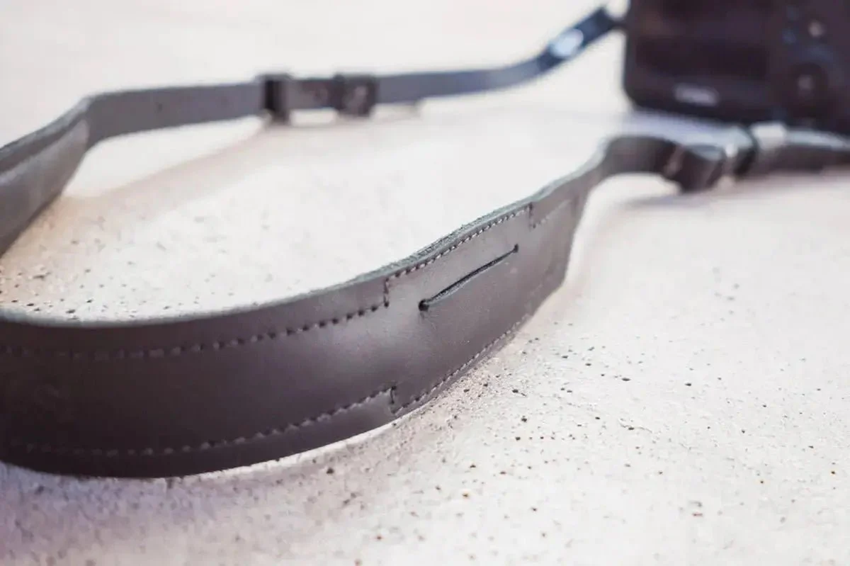 Strap Camara Black - Image 4